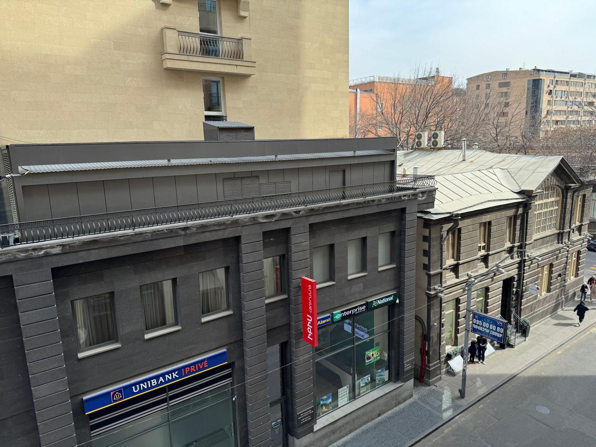 Avenue Residence Yerevan Bagian luar foto