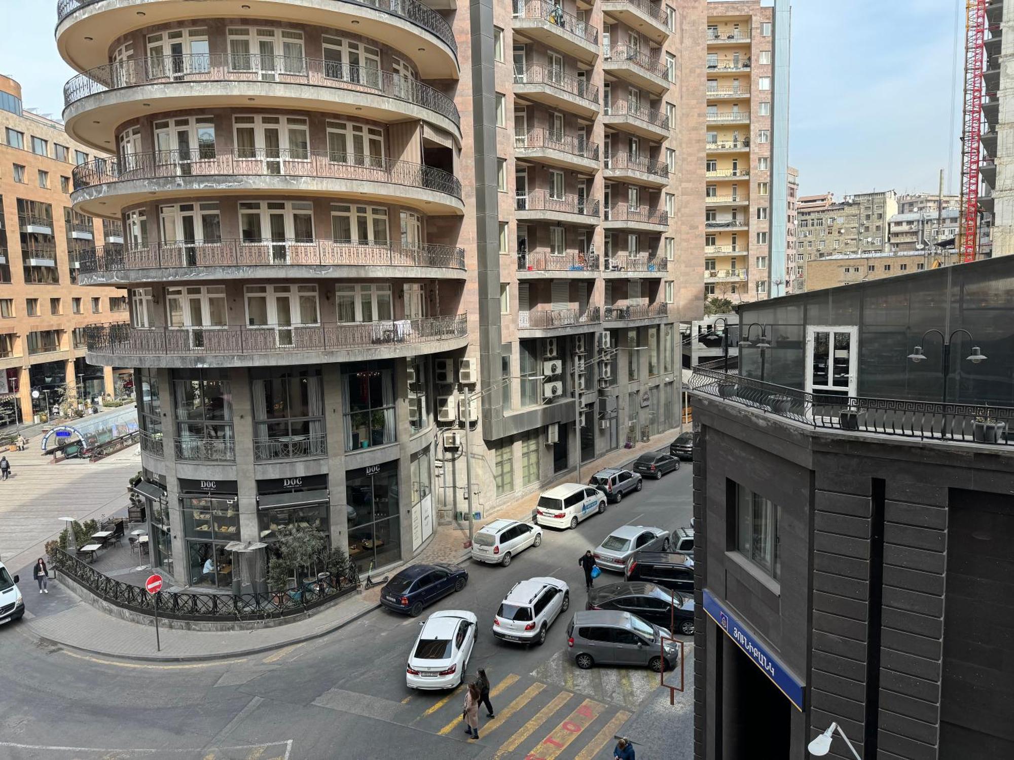 Avenue Residence Yerevan Bagian luar foto